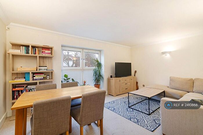 2 Bedroom Flat To Rent In Melville Place, London, N1