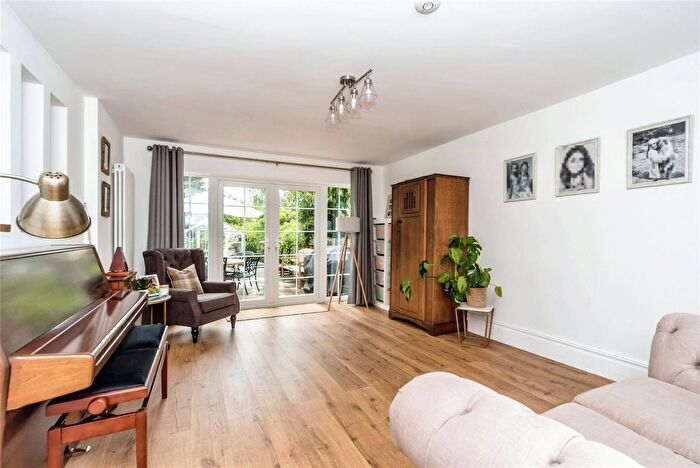 5 Bedroom Detached House For Sale In Day's Lane, Biddenham, Bedford, Bedfordshire, MK40