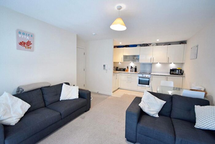2 Bedroom Apartment To Rent In Blackfriars Road, Salford, M3