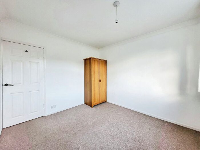 2 Bedroom Flat For Sale In Hazel Road, Altrincham, Greater Manchester, WA14