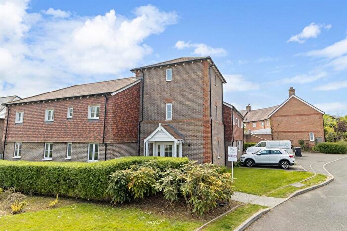 2 Bedroom Flat For Sale In Splice Lane, Hailsham, BN27