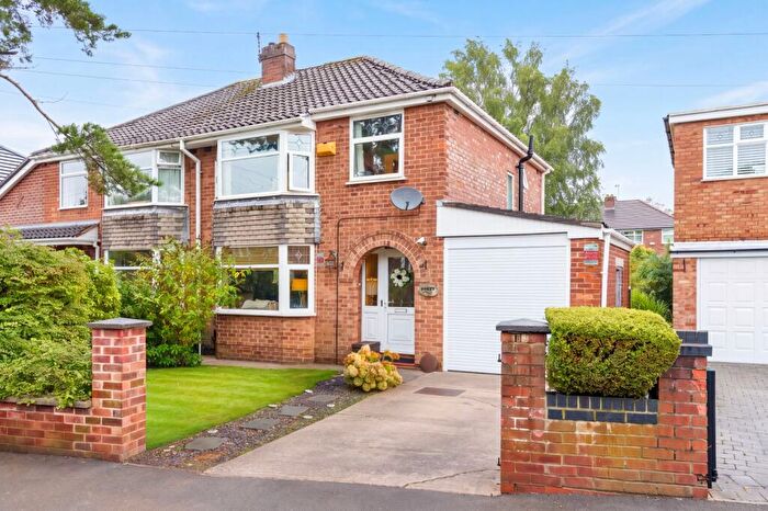 3 Bedroom Semi-Detached House For Sale In Kayswood Road, Marple, Stockport, Greater Manchester, SK6