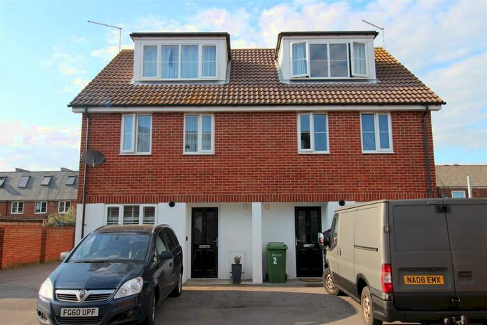 4 Bedroom Town House To Rent In Abbie Rose Court, Gruneisen Road, Stamshaw, Portsmouth, Hants, PO2