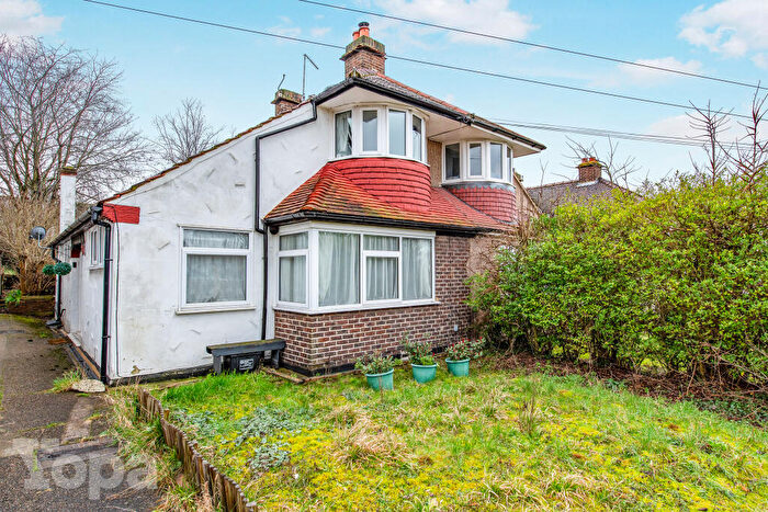 3 Bedroom Semi Detached House For Sale In Dartford Road, Dartford, DA1