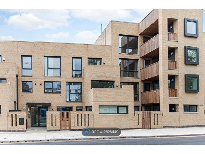 2 Bedroom Flat To Rent In Heath Parade, Colindale, NW9