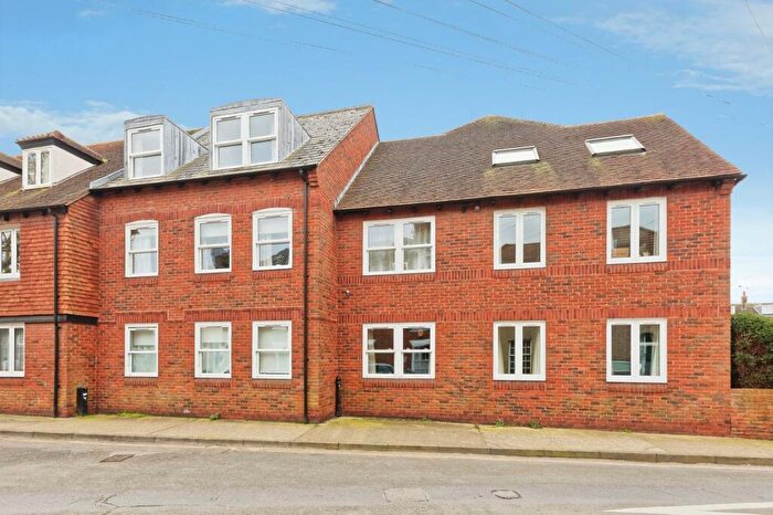 2 Bedroom Retirement Property For Sale In Knotts Lane, Canterbury, CT1