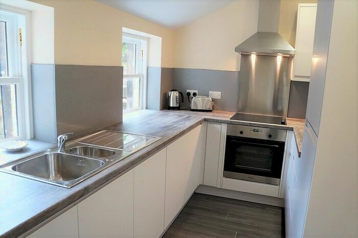 2 Bedroom Flat To Rent In South Fort Street, Edinburgh, EH6