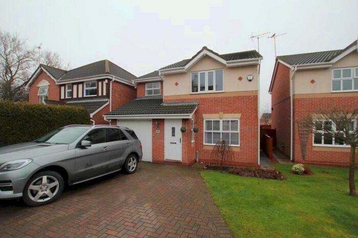3 Bedroom Detached House To Rent In Sandmoor Close, Hull, HU8