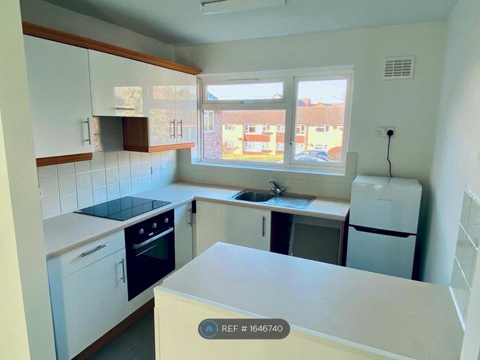 1 Bedroom Flat To Rent In Woodman Court, Stratford-Upon-Avon, CV37