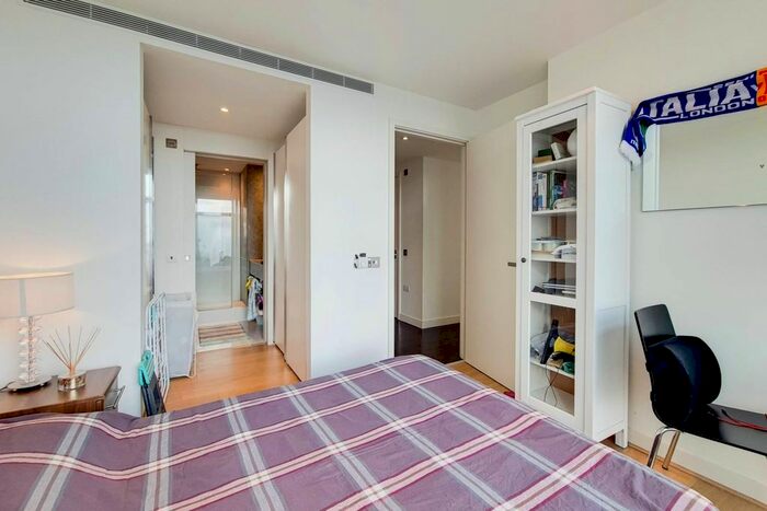 2 Bedroom Flat To Rent In Pan Peninsula, Canary Wharf, London, E14