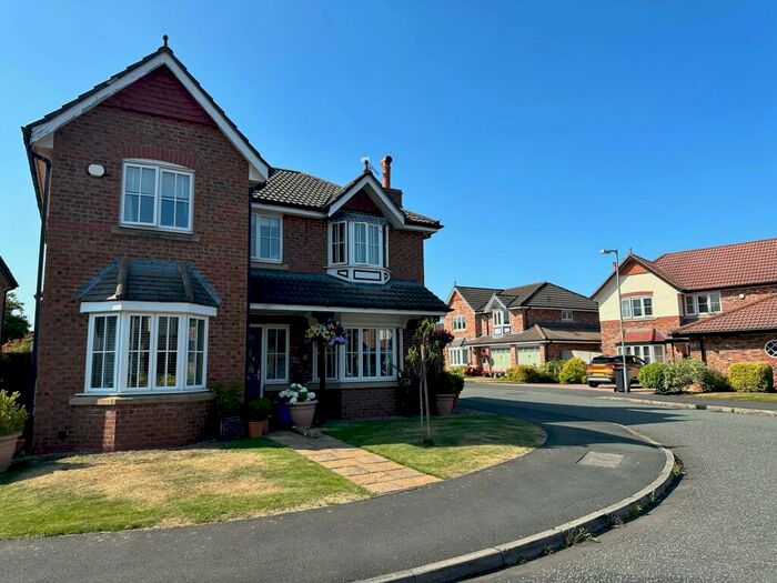 4 Bedroom House To Rent In Sandington Drive, Cuddington, CW8