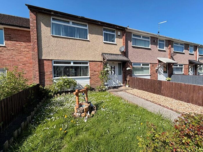 3 Bedroom Terraced House For Sale In Lancaster Gardens, Ellesmere Port, CH65