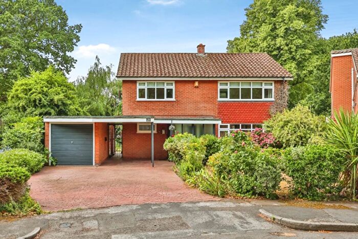 4 Bedroom Detached House For Sale In Milldale Close, Clifton, Nottingham, NG11