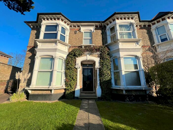 2 Bedroom Flat To Rent In Sunny Gardens Road, Hendon, NW4