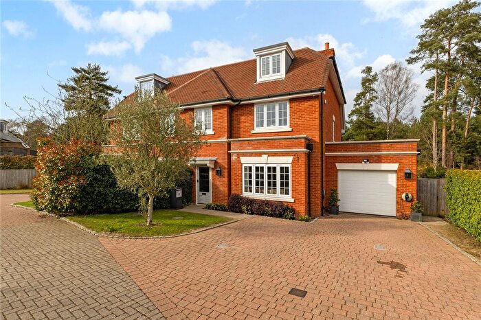 4 Bedroom Semi-Detached House For Sale In Kingswood, Ascot, Berkshire, SL5
