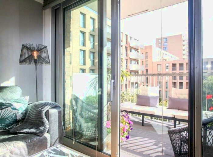 1 Bedroom Apartment To Rent In Meadow Court, Booth Road, E16