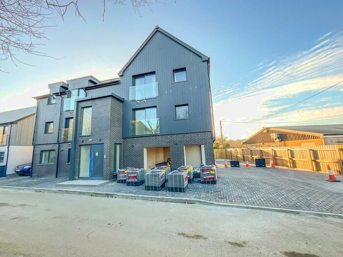 2 Bedroom Flat To Rent In The Landings, Bude, EX23