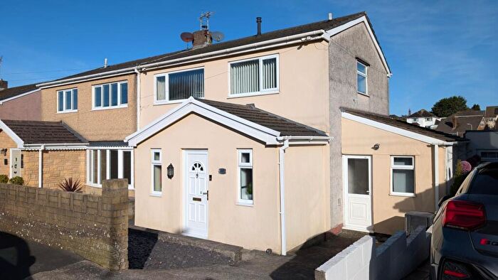 3 Bedroom Semi Detached House For Sale In Heol-Y-Bardd, Bridgend County Borough, CF31