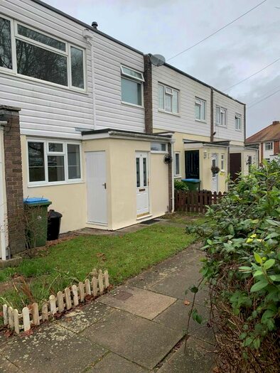 3 Bedroom Terraced House To Rent In Amberley Drive, Bognor Regis PO21