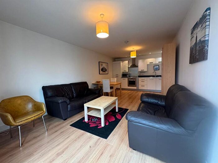 2 Bedroom Apartment To Rent In Vie, Water Street, Manchester, M3