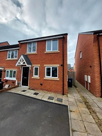 3 Bedroom End Of Terrace House To Rent In Dunblane Crescent, Newcastle Upon Tyne, NE5