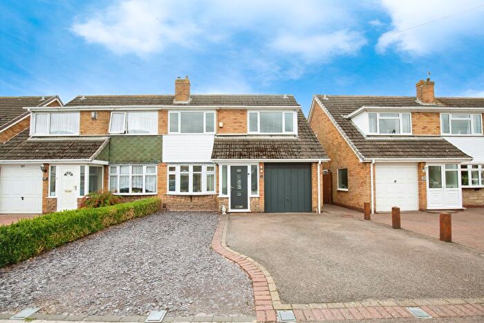 3 Bedroom Semi-Detached House For Sale In Reindeer Road, Fazeley, B78