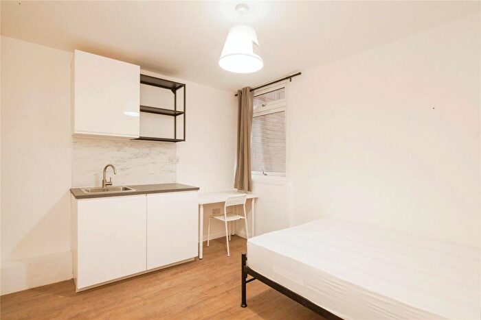 1 Bedroom Studio To Rent In Coburg Crescent, London, SW2