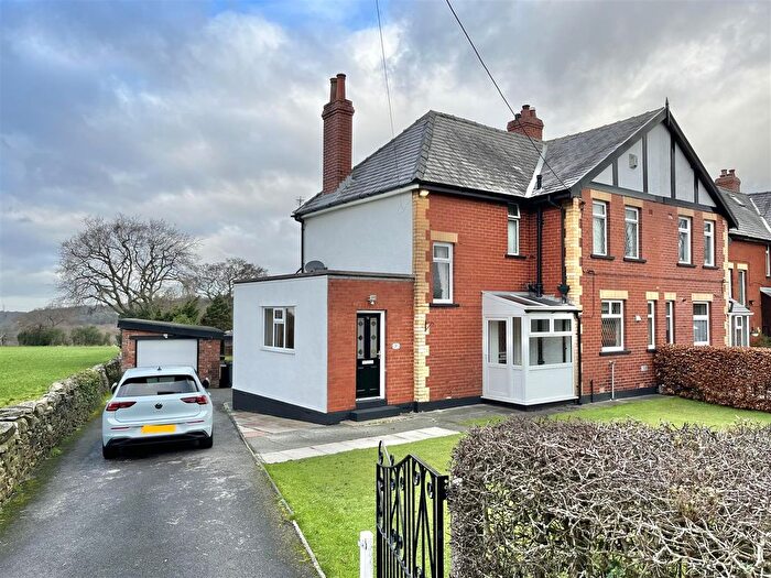 3 Bedroom Terraced House For Sale In Glossop Road, Charlesworth, Glossop, SK13