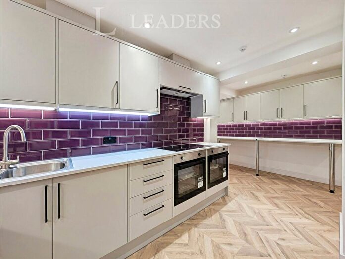 Studio To Rent In Shinwell Walk, Henderson Road, Crawley, RH11