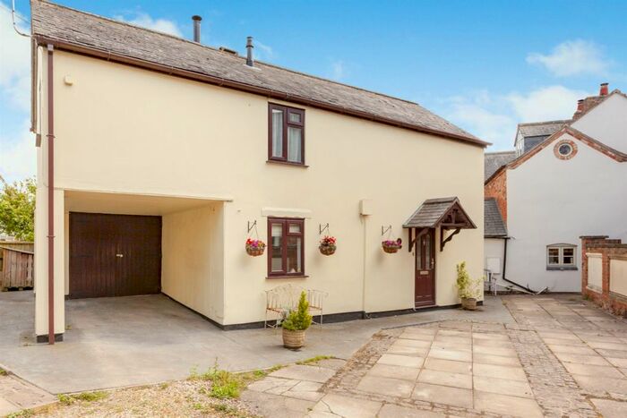 2 Bedroom Cottage For Sale In Leire Road, Frolesworth, Lutterworth, LE17