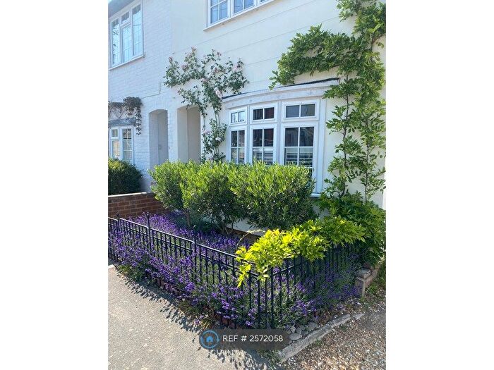 2 Bedroom Semi-Detached House To Rent In Barossa Road, Camberley, GU15