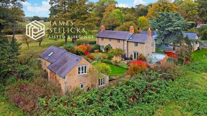 3 Bedroom Property For Sale In Pipewell, Kettering, NN14