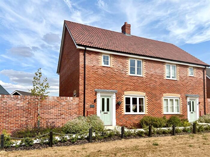 3 Bedroom Semi Detached House For Sale In Jones Walk, Woolpit, Bury St. Edmunds, IP30