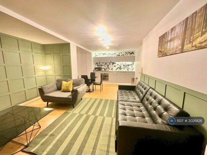 2 Bedroom Flat To Rent In Emmeline, Manchester, M40