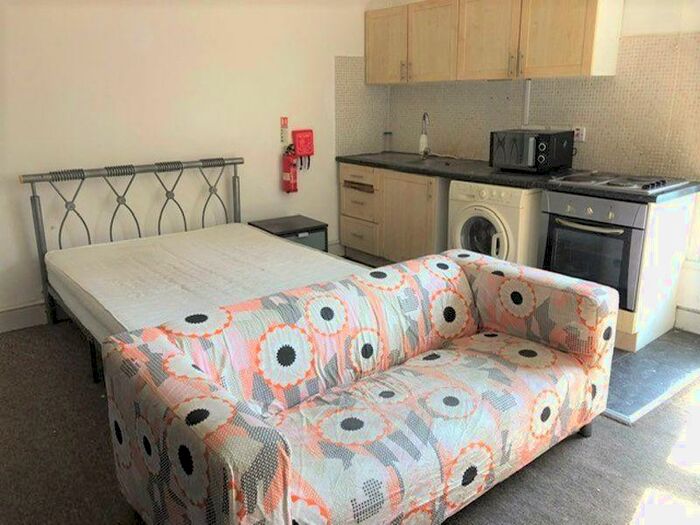 Studio To Rent In Chadwick Street, Bolton, BL2