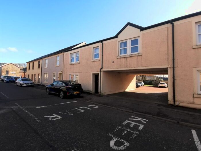 2 Bedroom Flat To Rent In Commercial Road, Strathaven, South Lanarkshire, ML10