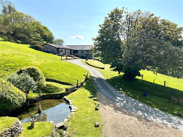 3 Bedroom Farm For Sale In Capel Isaac, Llandeilo, SA19