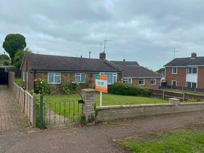 3 Bedroom Bungalow To Rent In Spinney Road, Ketton, Peterborough, PE9