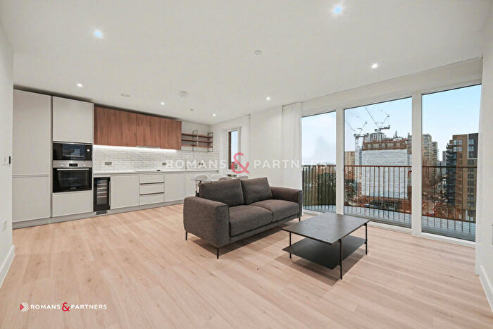 3 Bedroom Apartment To Rent In Cairncross House, Kidbrooke Village, SE3