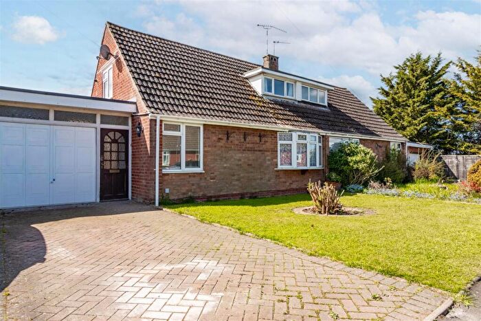 3 Bedroom Semi-Detached Bungalow For Sale In Gorse Lea, Southam, CV47
