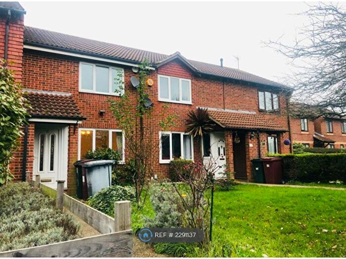 2 Bedroom Terraced House To Rent In Copenhagen Close, Reading, RG2