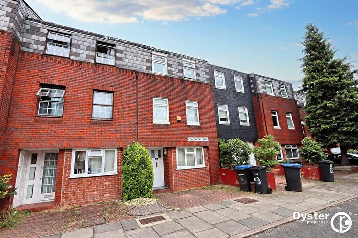 4 Bedroom Terraced House To Rent In Colebrook Way, London, N11