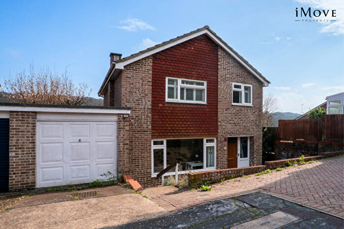 4 Bedroom Terraced House For Sale In Osprey Gardens, South Croydon, CR2