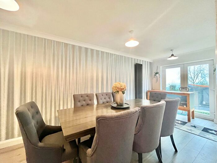 4 Bedroom Detached House For Sale In Longmead Road, Preston, Paignton, TQ3