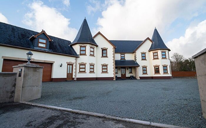 5 Bedroom Detached House For Sale In High Street, St. Clears, SA33