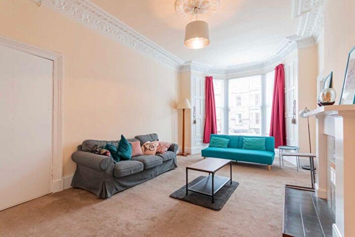 2 Bedroom Flat To Rent In L – Marchmont Crescent, Edinburgh, EH9