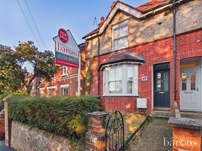 3 Bedroom End Terrace House For Sale In Bounty Road, Basingstoke, RG21