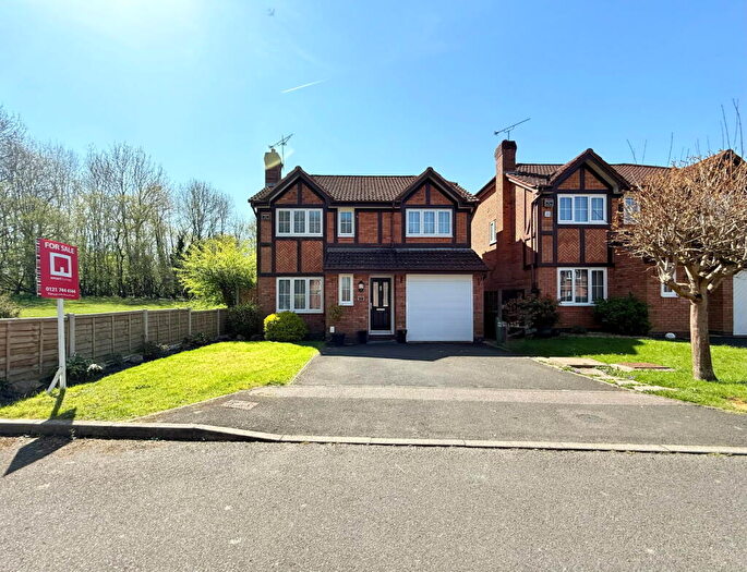 4 Bedroom Detached House For Sale In Chadstone Close, Monkspath, B90