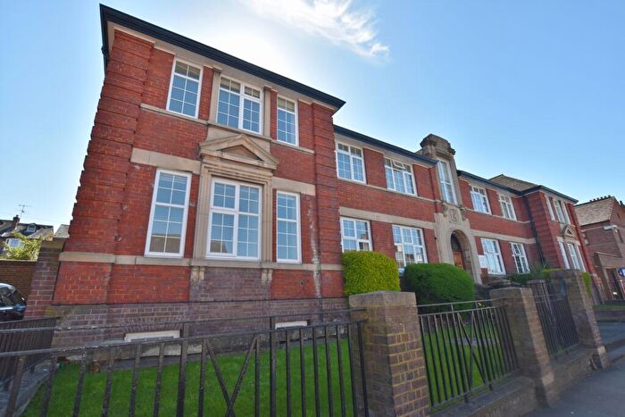 2 Bedroom Apartment To Rent In Broad Street, Chesham, HP5