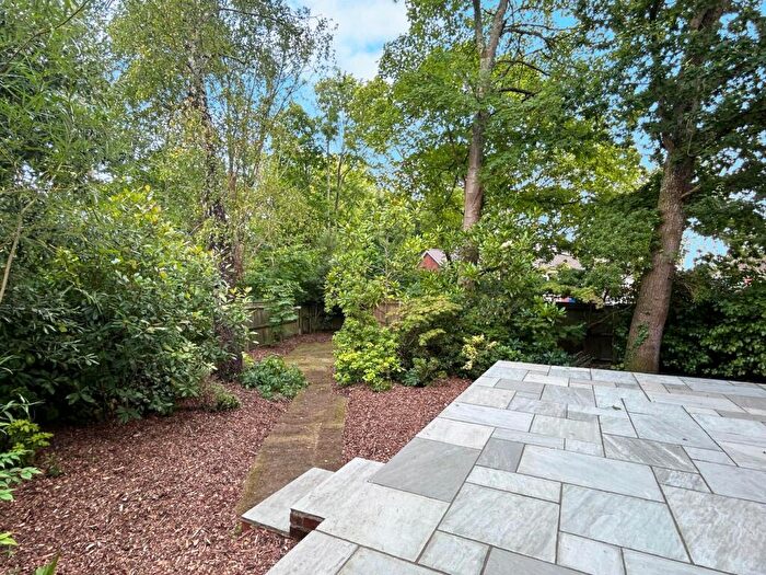 2 Bedroom Detached House For Sale In Cedar Mount, Lyndhurst, SO43